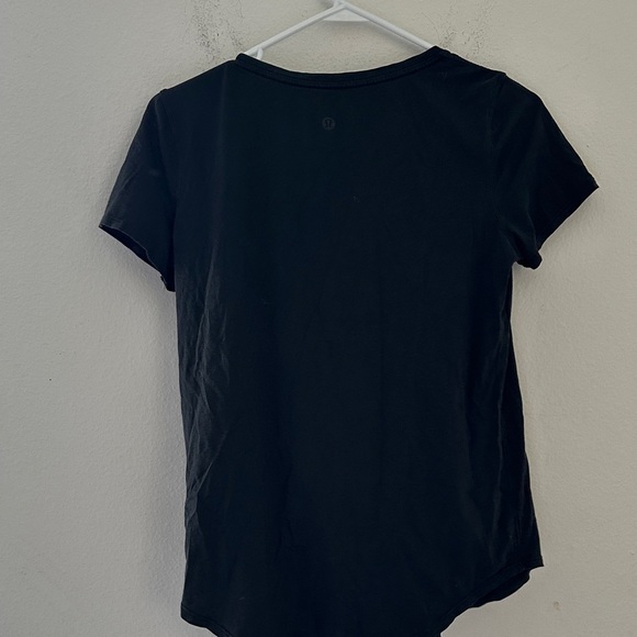 lululemon athletica Classic Black V-Neck Tee - Picture 4 of 4